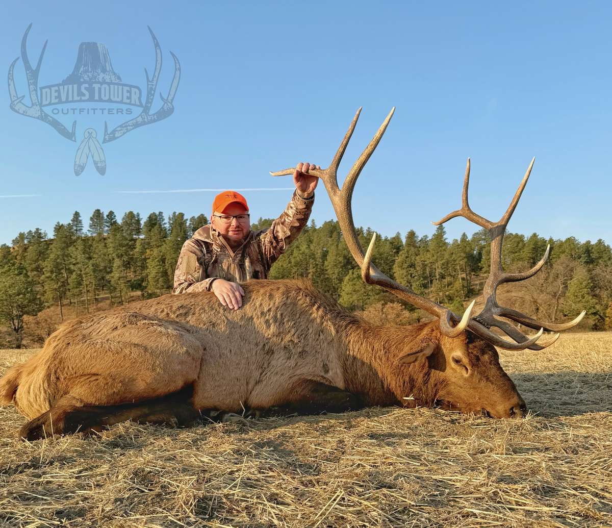 Trophy Elk Hunting in Wyoming